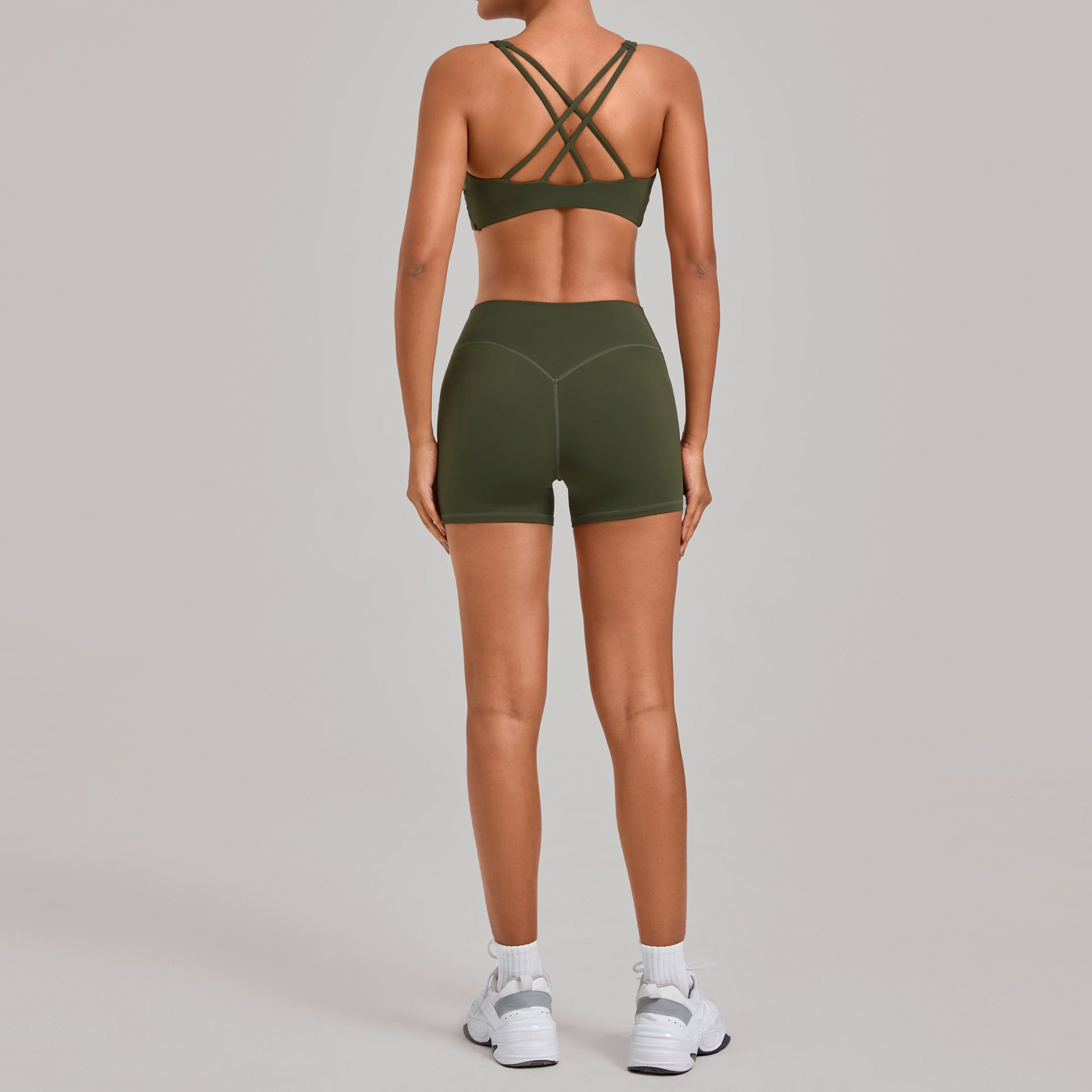 Cross back yoga suit tight fit quick dry fitness suit detachable chest pad sports shorts suit