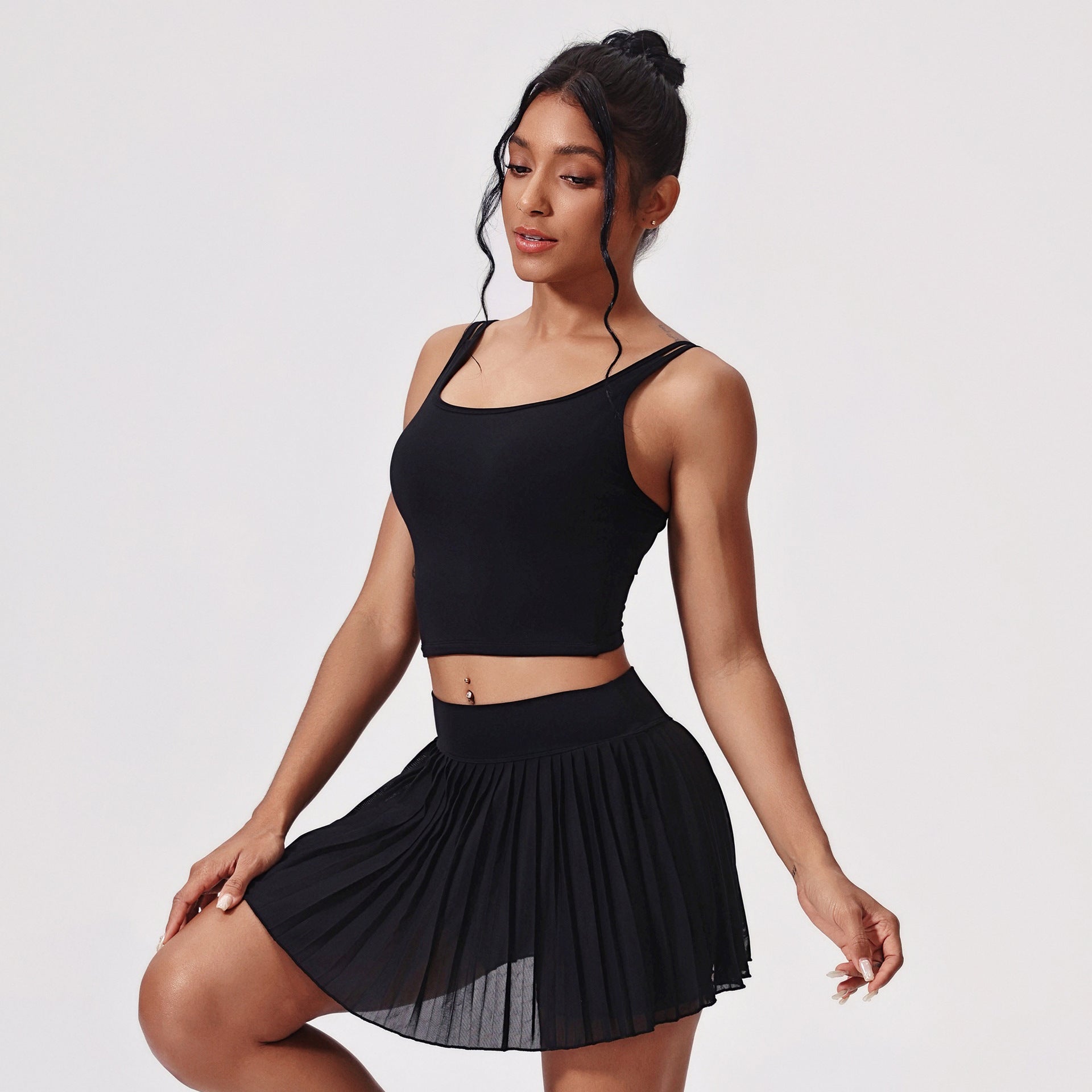 Women Bare Feel Backless Yoga Set, Pleated Tennis Skirt, Running Fitness Outfit