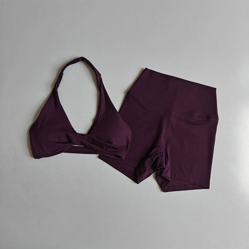 Sexy Yoga Set, Skin-friendly & Breathable Backless Halter Sports Crop Top & Slim-fit Shorts, Gym Training Activewear