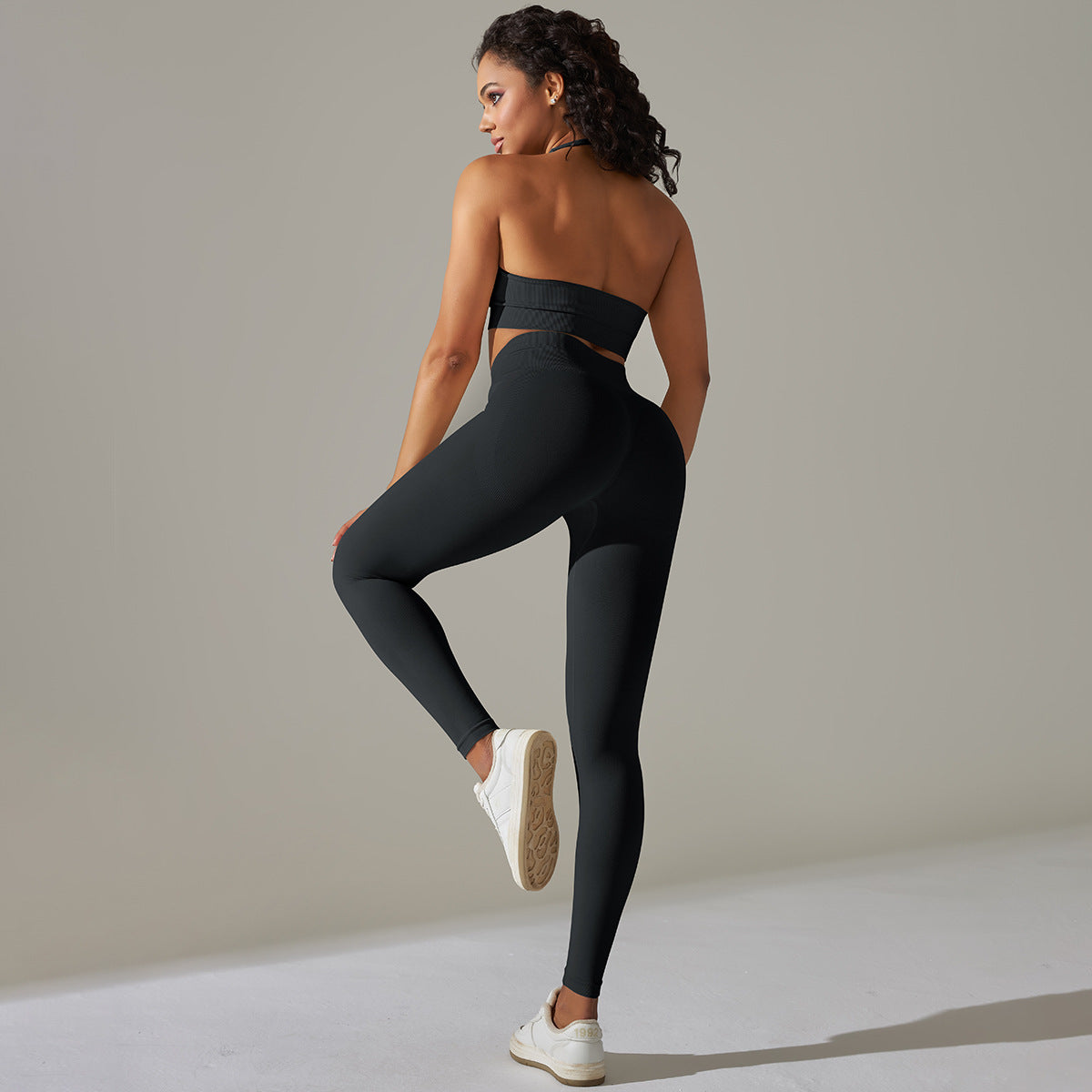 Seamless solid color high elastic bra underwear yoga suit fitness sports two-piece set 10 colors