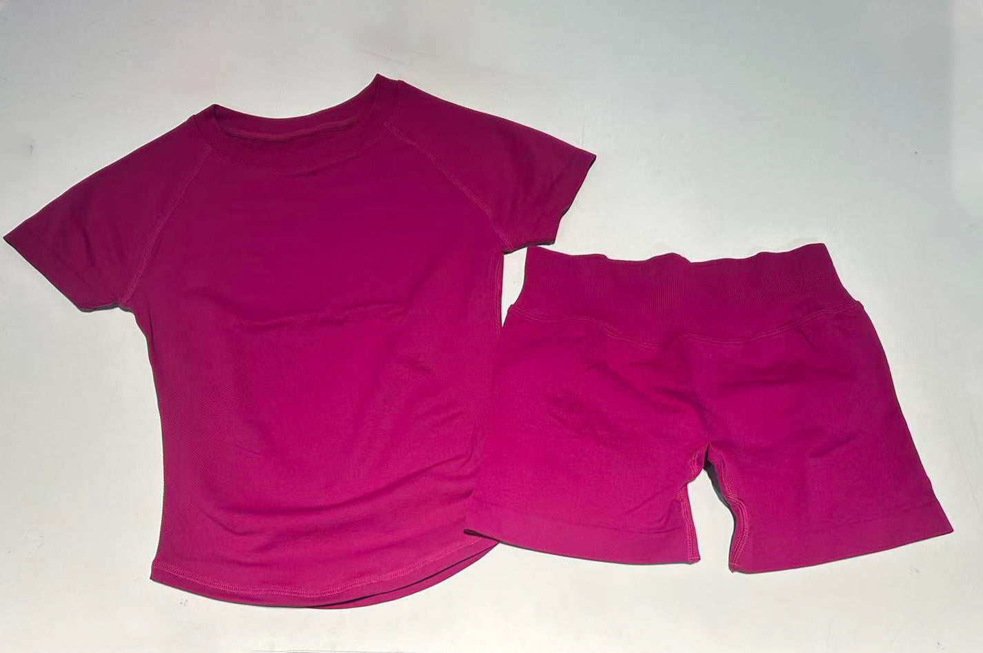 Women's New Regular Shoulder Short Sleeve Sports Set Yoga Fitness Running Top and Shorts