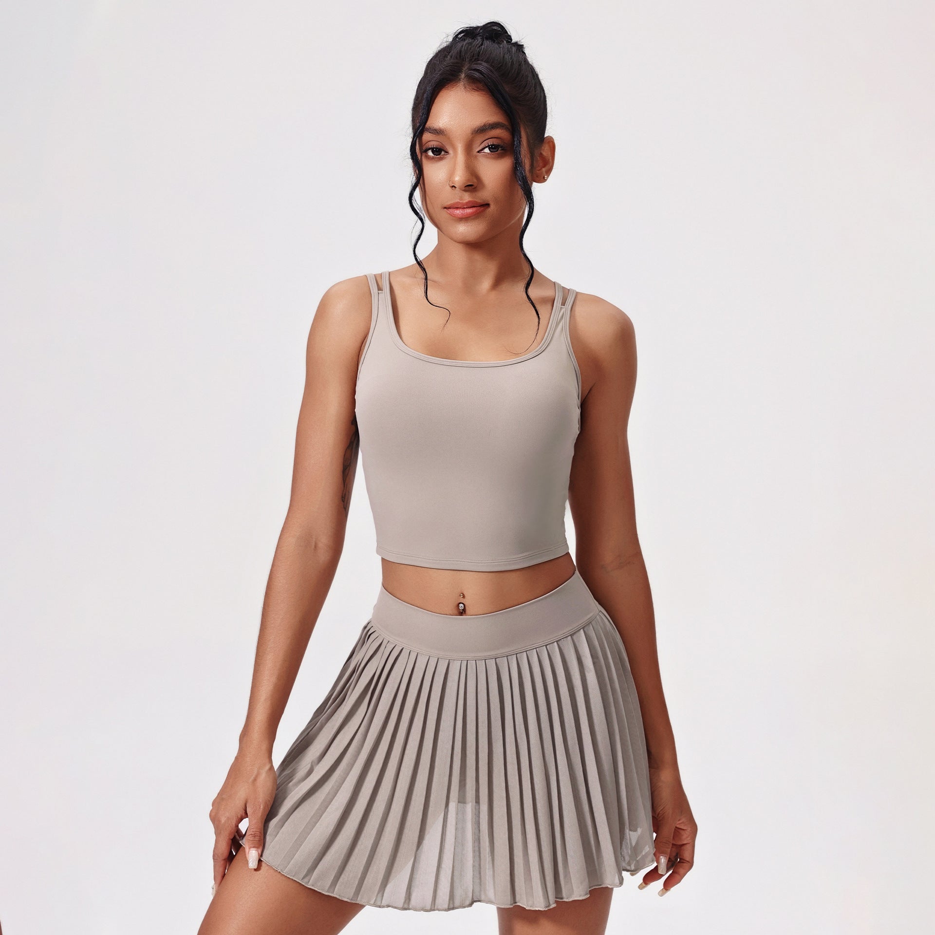 Women Bare Feel Backless Yoga Set, Pleated Tennis Skirt, Running Fitness Outfit