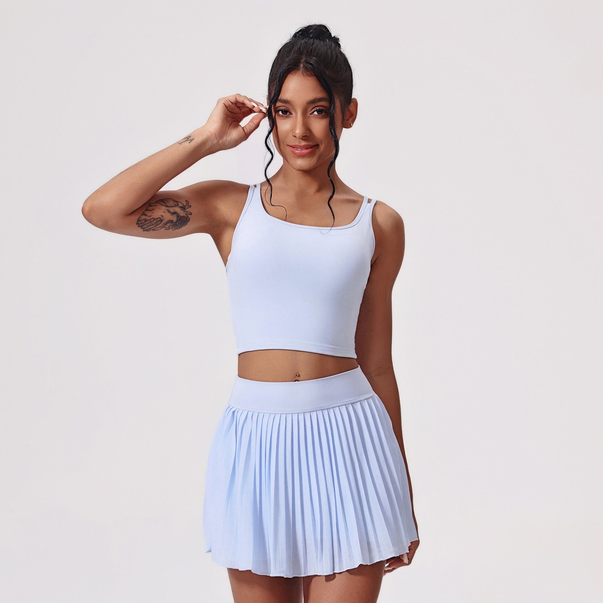 Women Bare Feel Backless Yoga Set, Pleated Tennis Skirt, Running Fitness Outfit