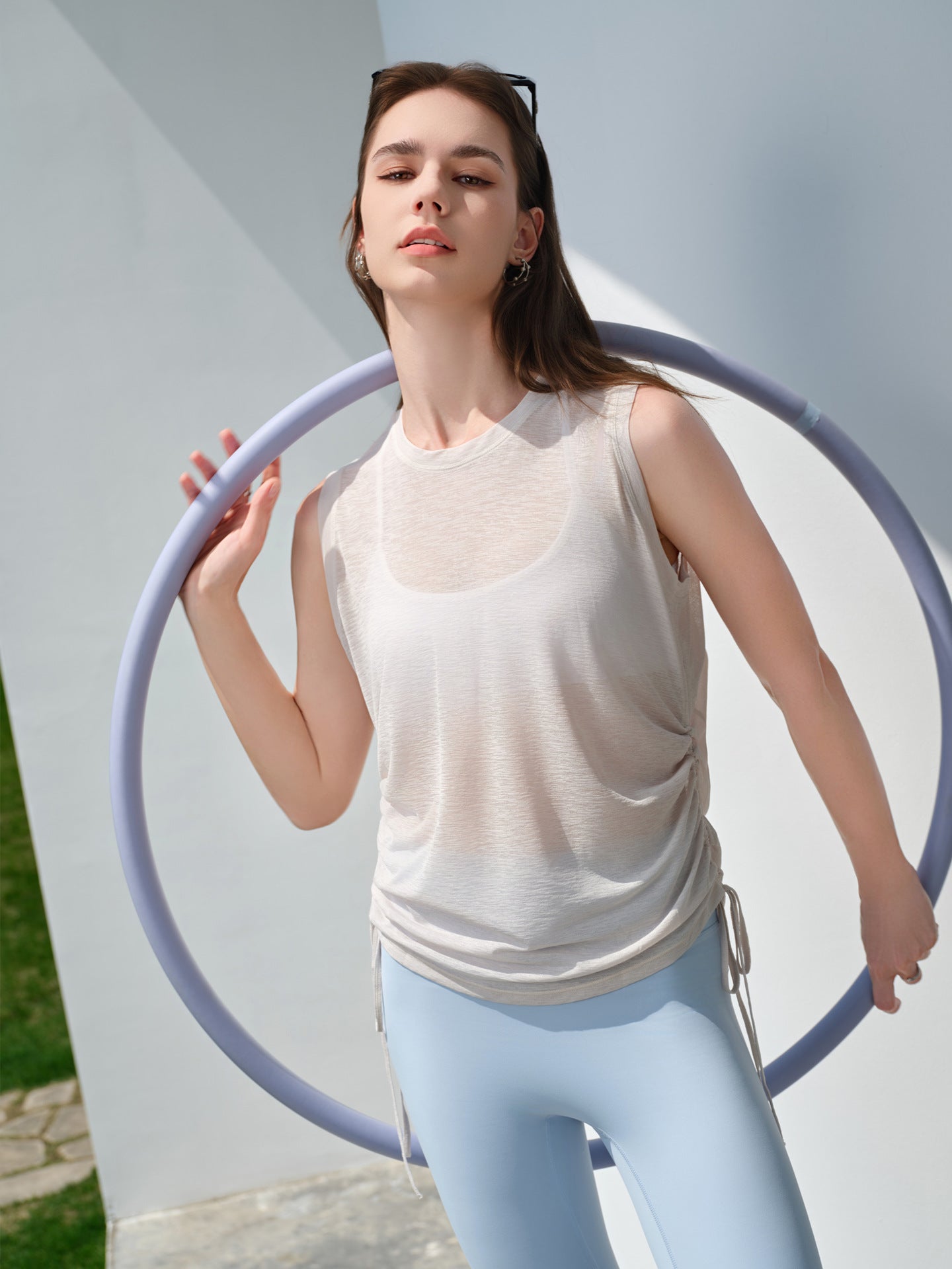The new style of drawstring sports top women loose casual quick dry sleeveless yoga vest thin fitness top