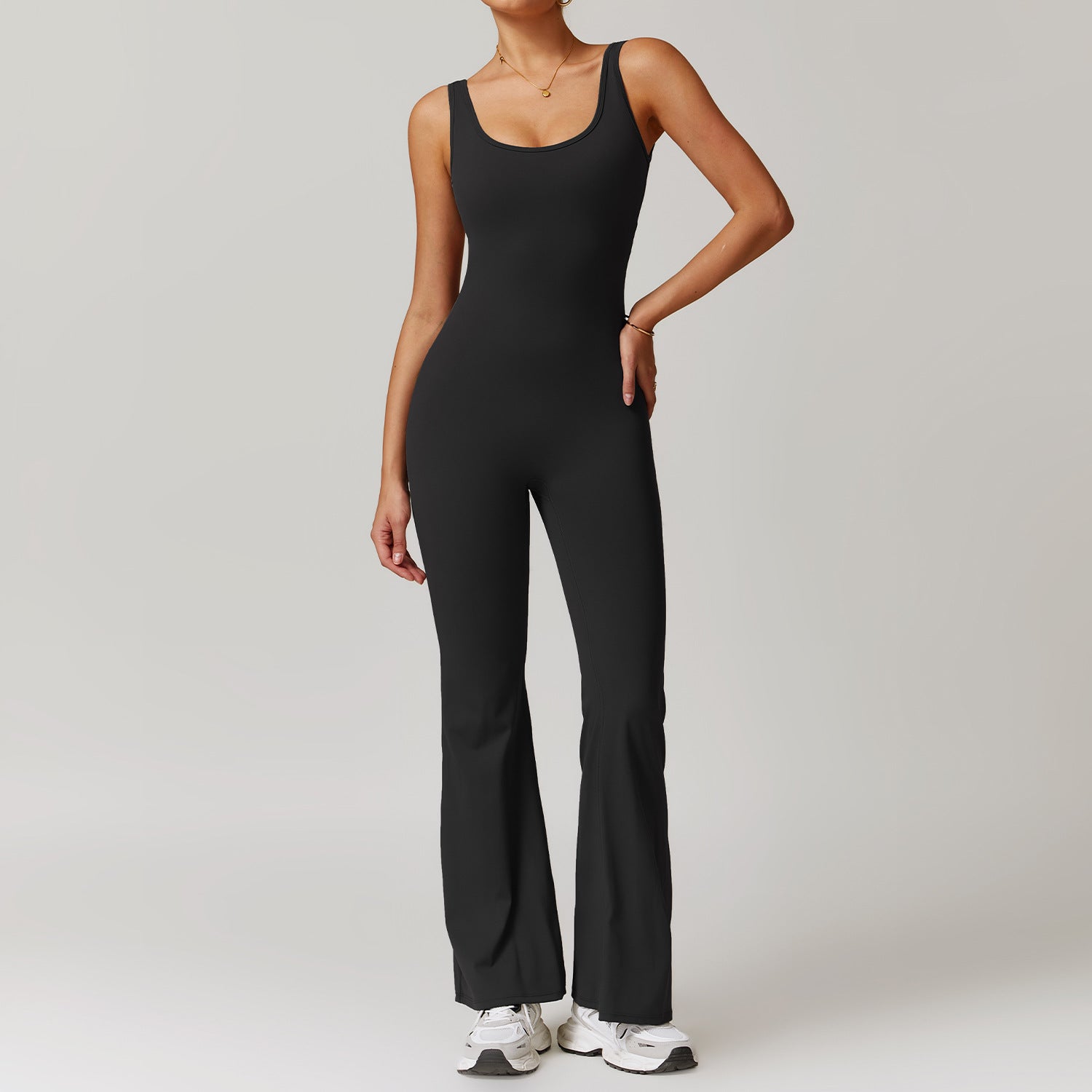 Hollow-out back yoga onesie with multi-pocket hip lift 8902