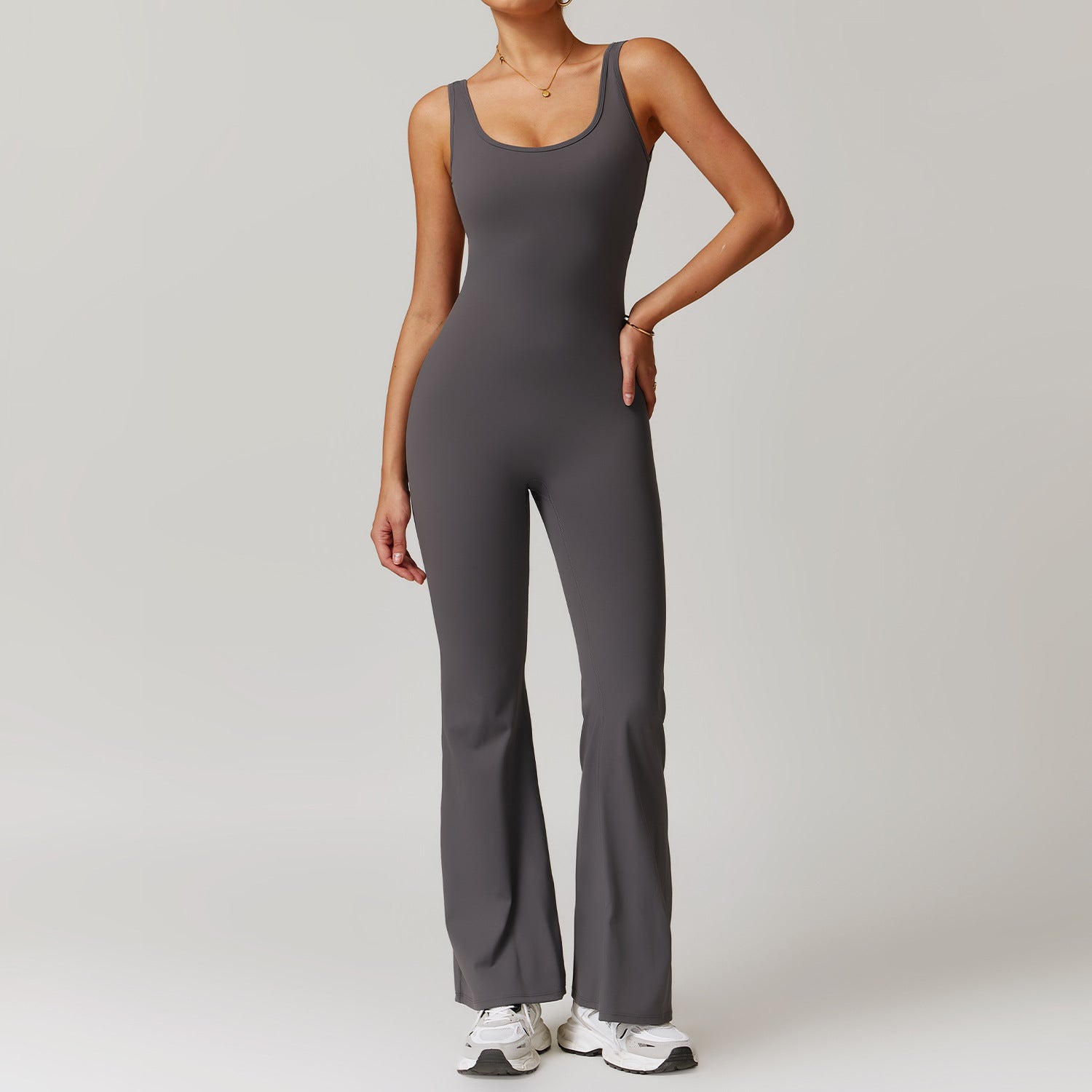 Hollow-out back yoga onesie with multi-pocket hip lift 8902