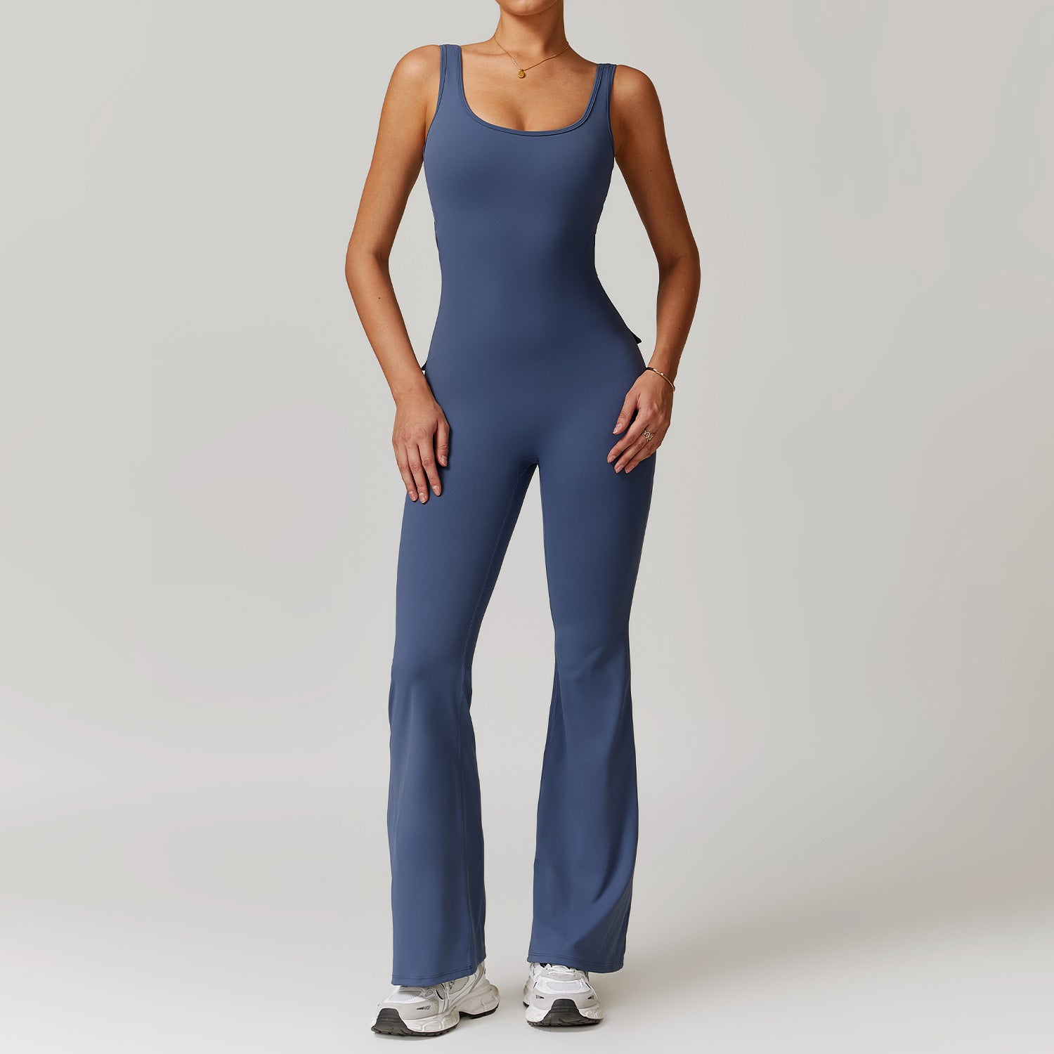 Hollow-out back yoga onesie with multi-pocket hip lift 8902